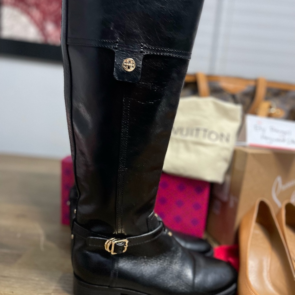 Tory Burch Boots